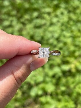 Moissanite Ring